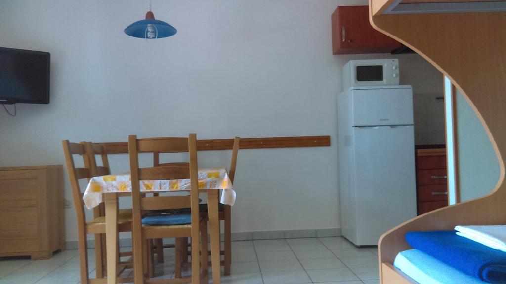 Apartment Sunce Цриквеница Экстерьер фото